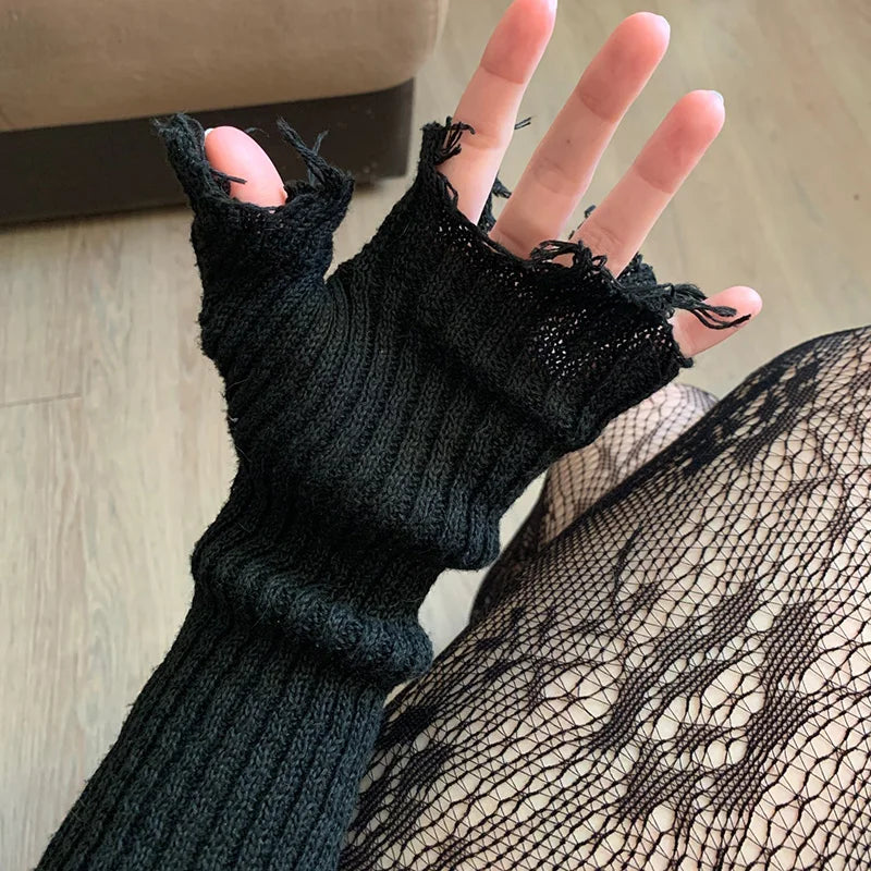 Marigold Shadows Accessories *** Zuriel Fingerless Gloves - Distressed