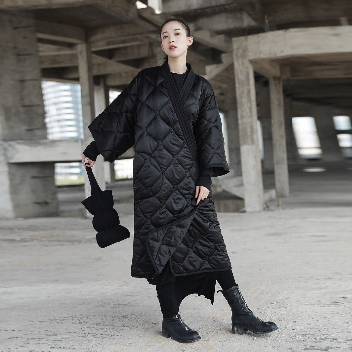 Marigold Shadows coats Satoko V-collar Quilted Coat