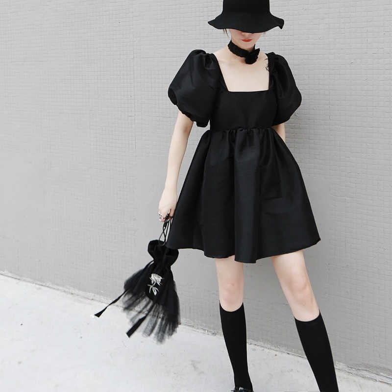 Marigold Shadows dresses Yukie Square Collar Puff Dress - Black