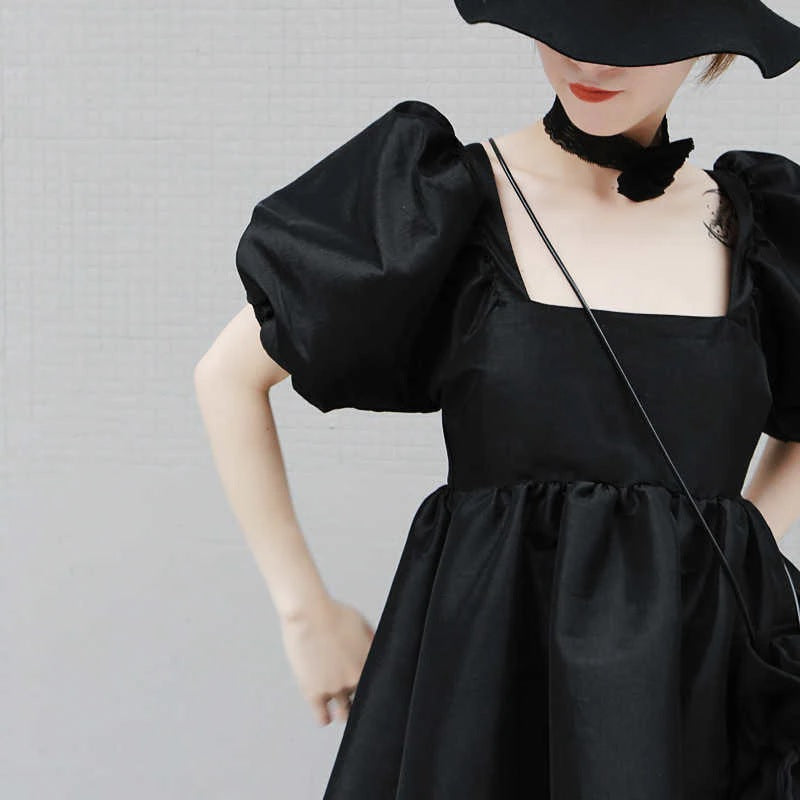 Marigold Shadows dresses Yukie Square Collar Puff Dress - Black