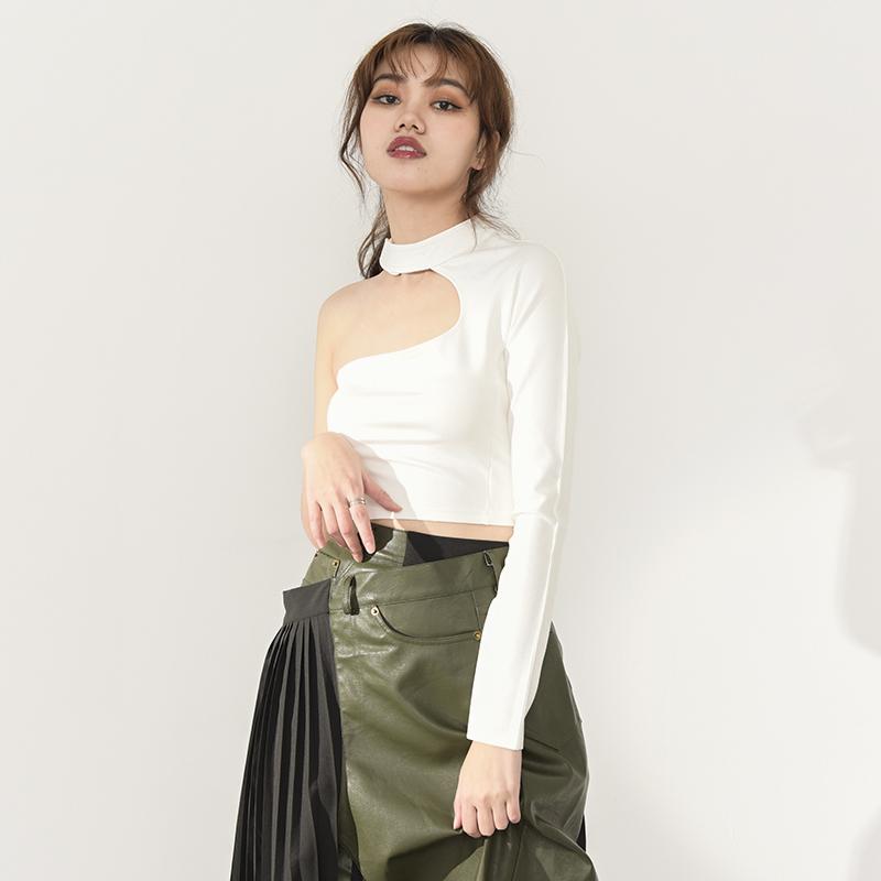 Marigold Shadows shirts Nanako O-Neck Long Sleeve Crop Top- White