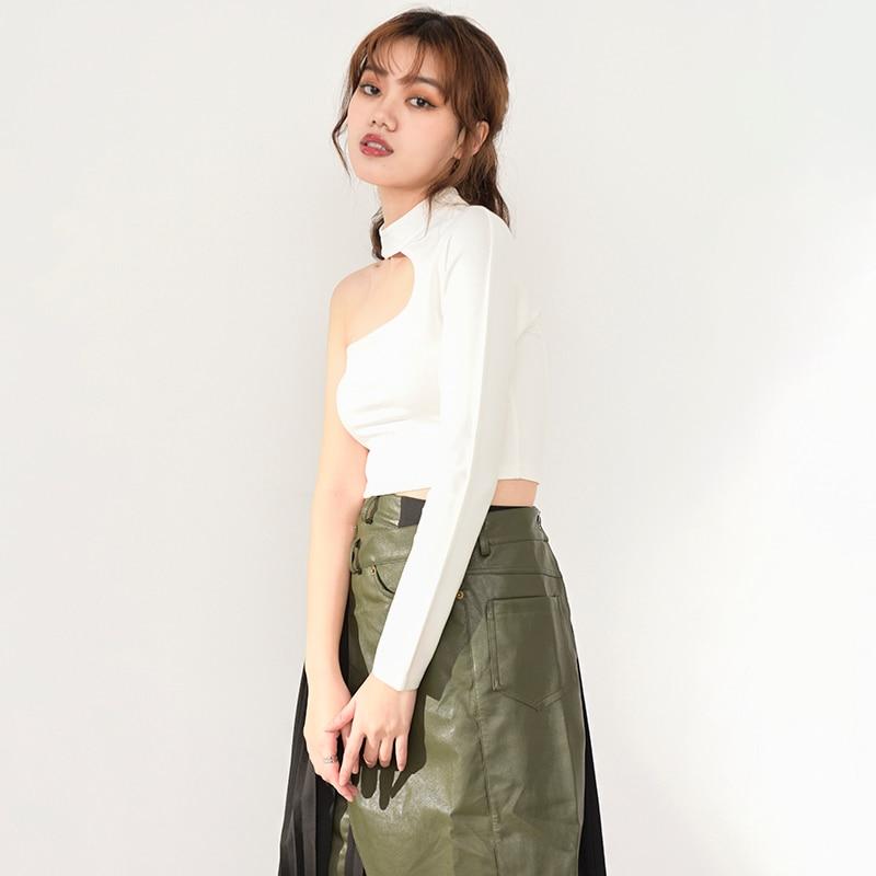 Marigold Shadows shirts Nanako O-Neck Long Sleeve Crop Top- White