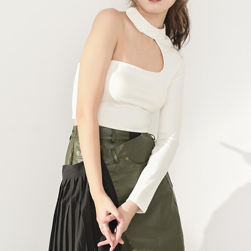 Marigold Shadows shirts Nanako O-Neck Long Sleeve Crop Top- White