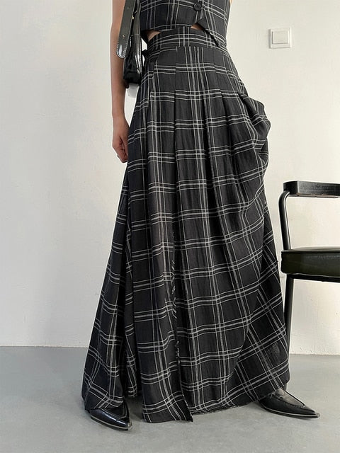 Marigold Shadows Skirt Tihee Plaid Long Skirt - Black and Gray